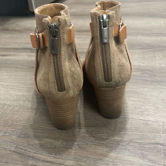 Lucky Brand Leather Peep Toe Wedges Size 6.5 - Picture 6 of 7